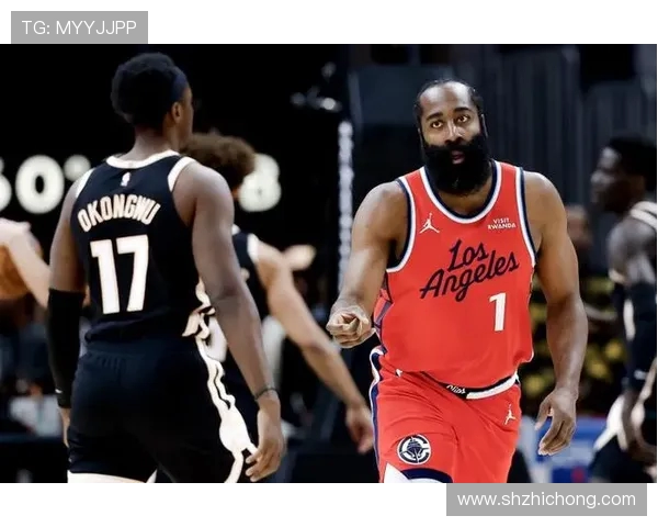 篮网迎战老鹰詹姆斯哈登能否带领球队走出困境一战定乾坤